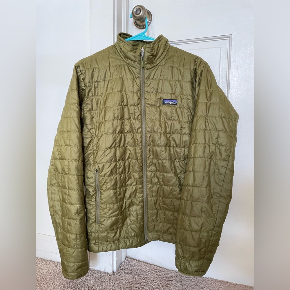 Patagonia Men’s Nano Puff Jacket - see photos for flaws